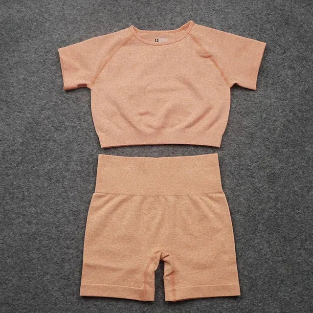 2-Piece Yoga Shorts Set for Women - Seamless Workout Clothes