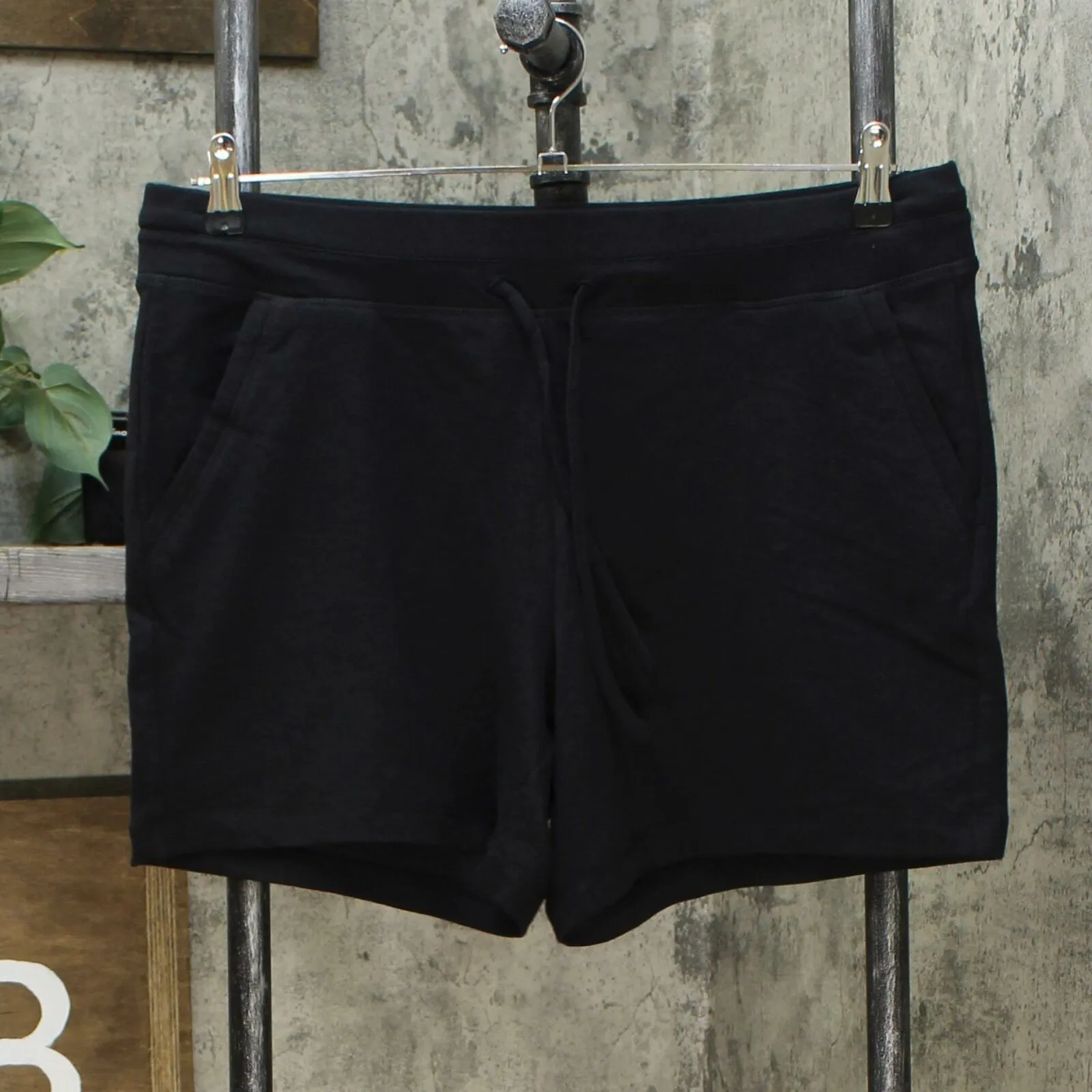 32 Degrees Cool Women's 2 Pack Pull-On French Terry Shorts