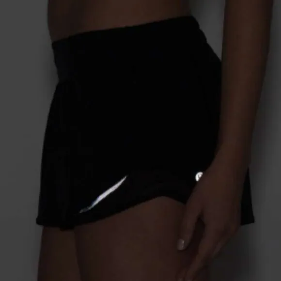 (6271) LULULEMON Hotty Hot Short 4&quot; Sz 10 **LOVED *logo faded