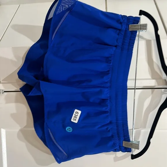 (6365) Lululemon Hotty Hot Short II *2.5&quot; Jet Stream in Sz 12
