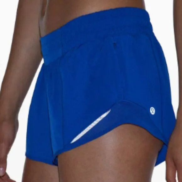 (6365) Lululemon Hotty Hot Short II *2.5&quot; Jet Stream in Sz 12
