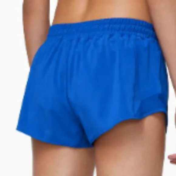 (6365) Lululemon Hotty Hot Short II *2.5&quot; Jet Stream in Sz 12