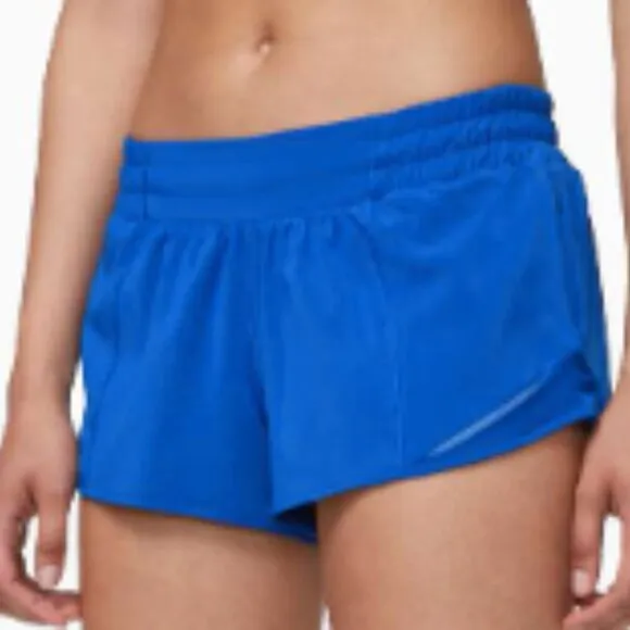 (6365) Lululemon Hotty Hot Short II *2.5&quot; Jet Stream in Sz 12