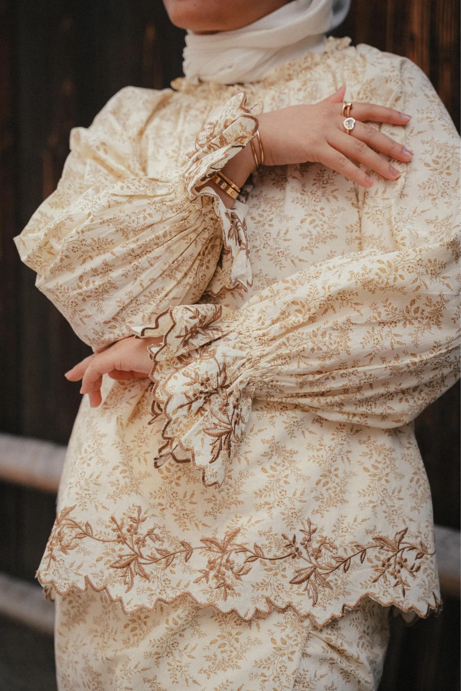 AKIKO KURUNG IN BRONZE