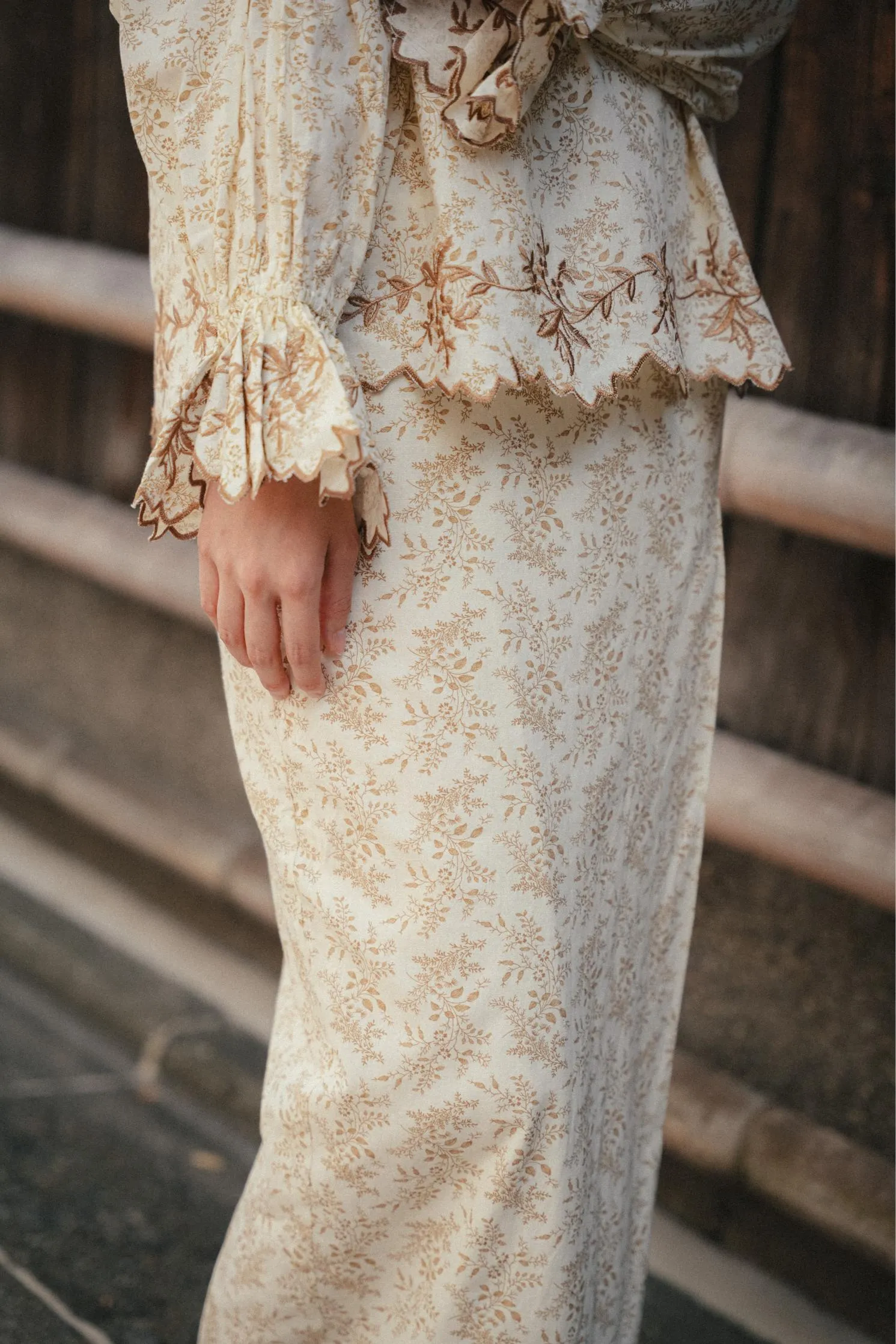AKIKO KURUNG IN BRONZE