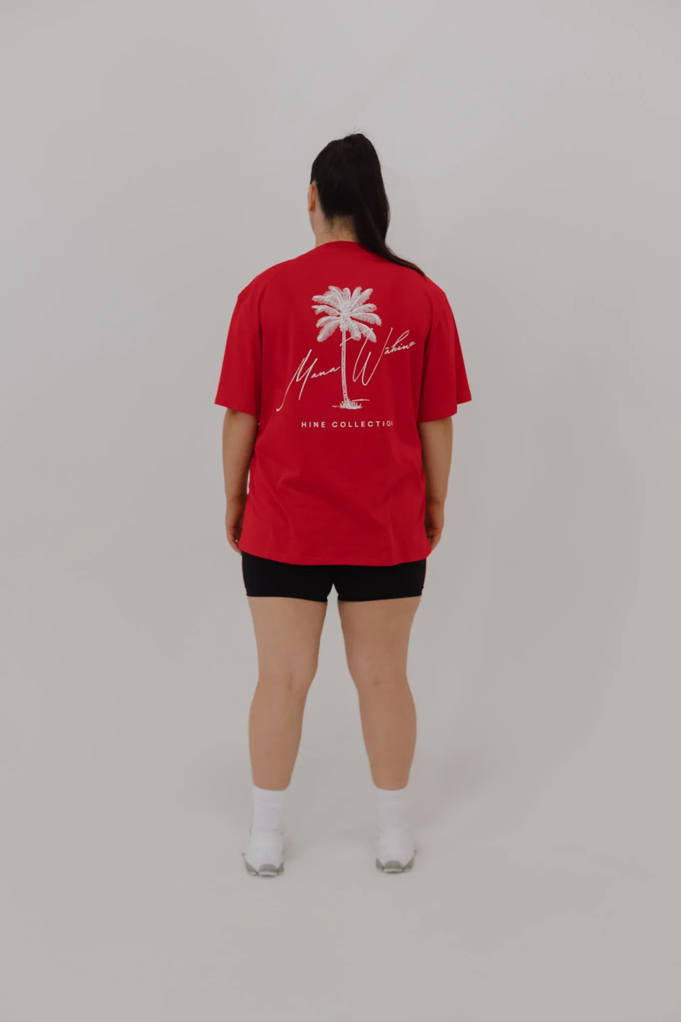 AUAHI MANA WĀHINE TEE RED
