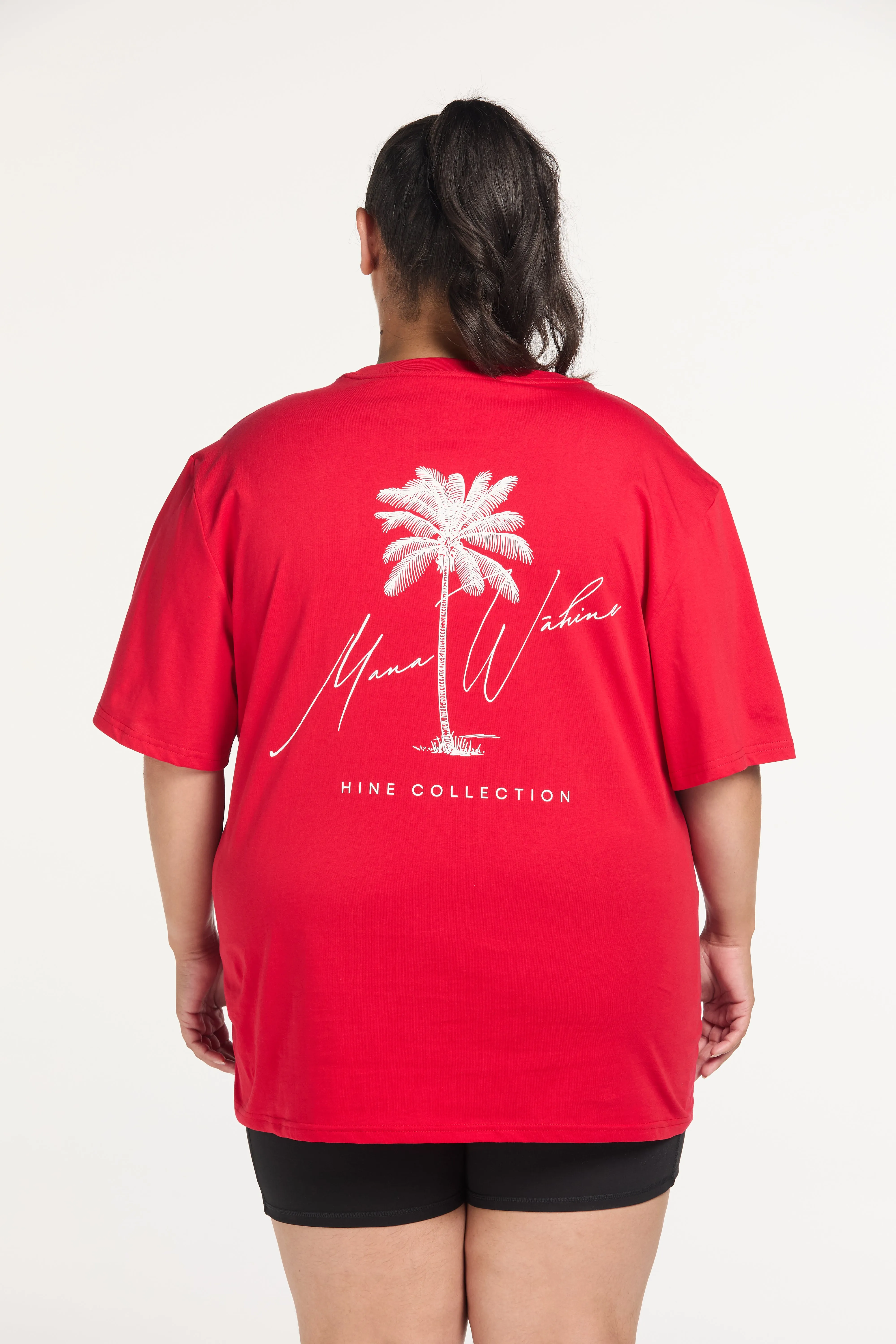 AUAHI MANA WĀHINE TEE RED