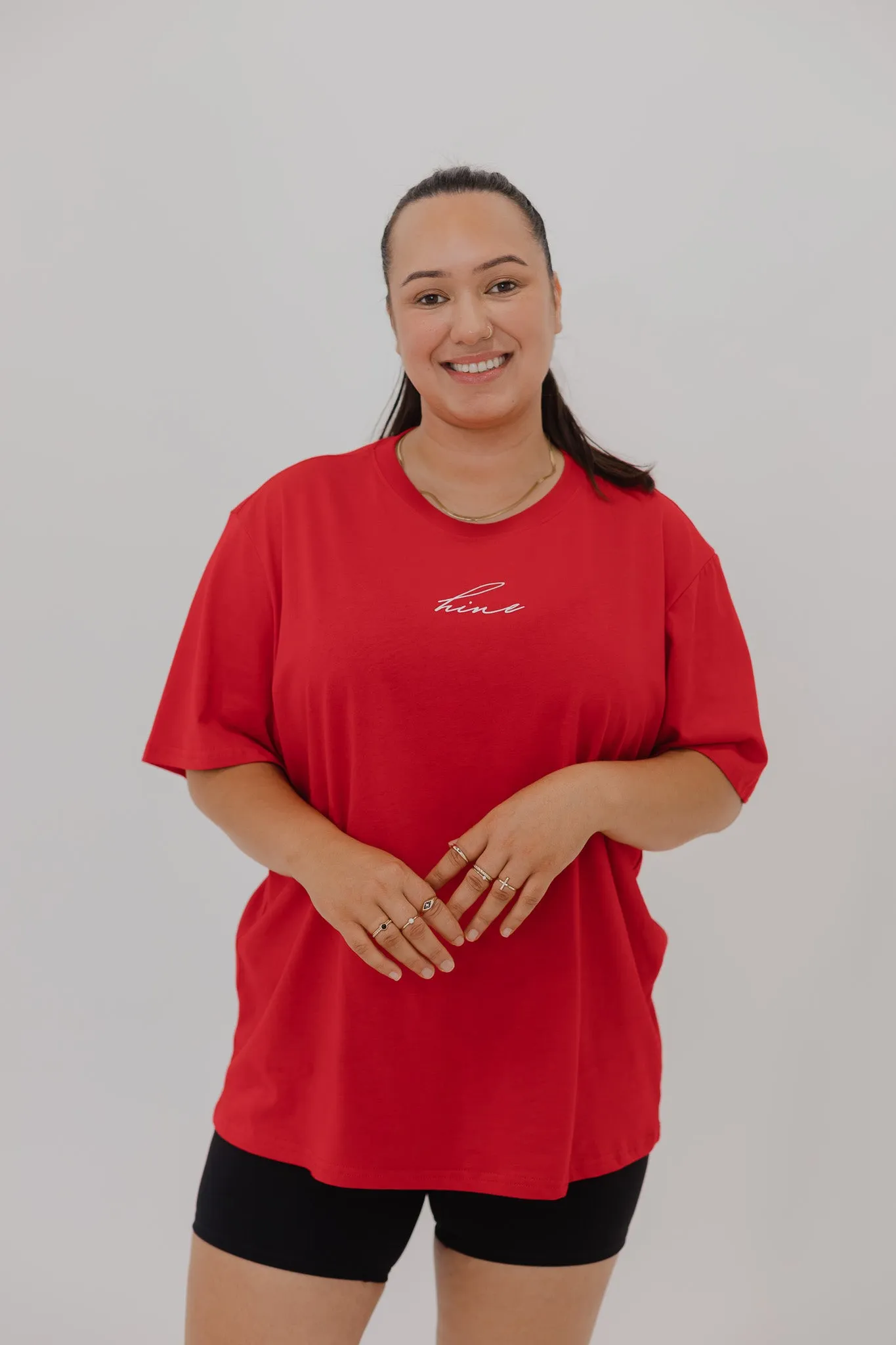 AUAHI MANA WĀHINE TEE RED