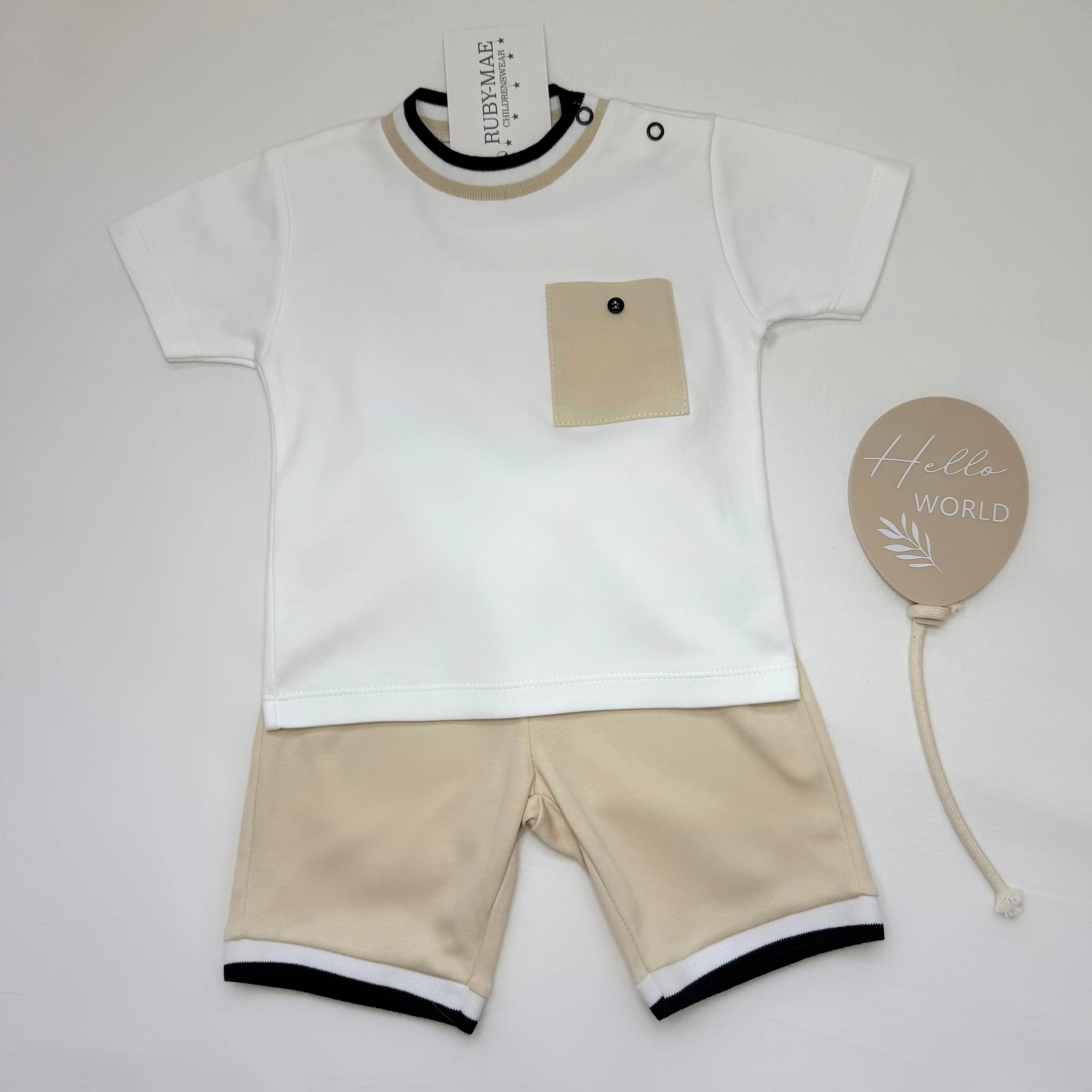 Camel & White T-Shirt & Shorts Outfit - Louie