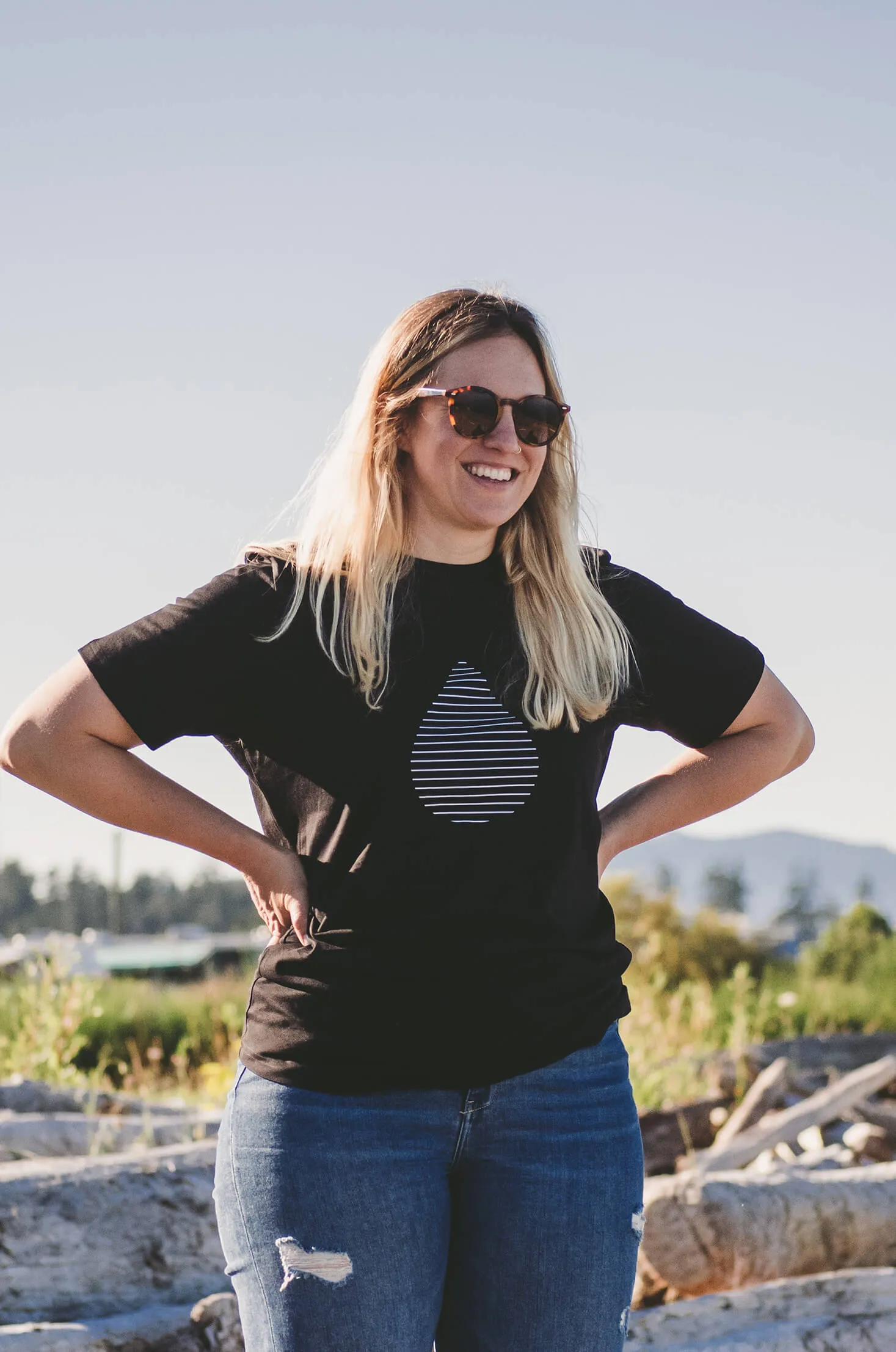 CONTRIBUTION Tee