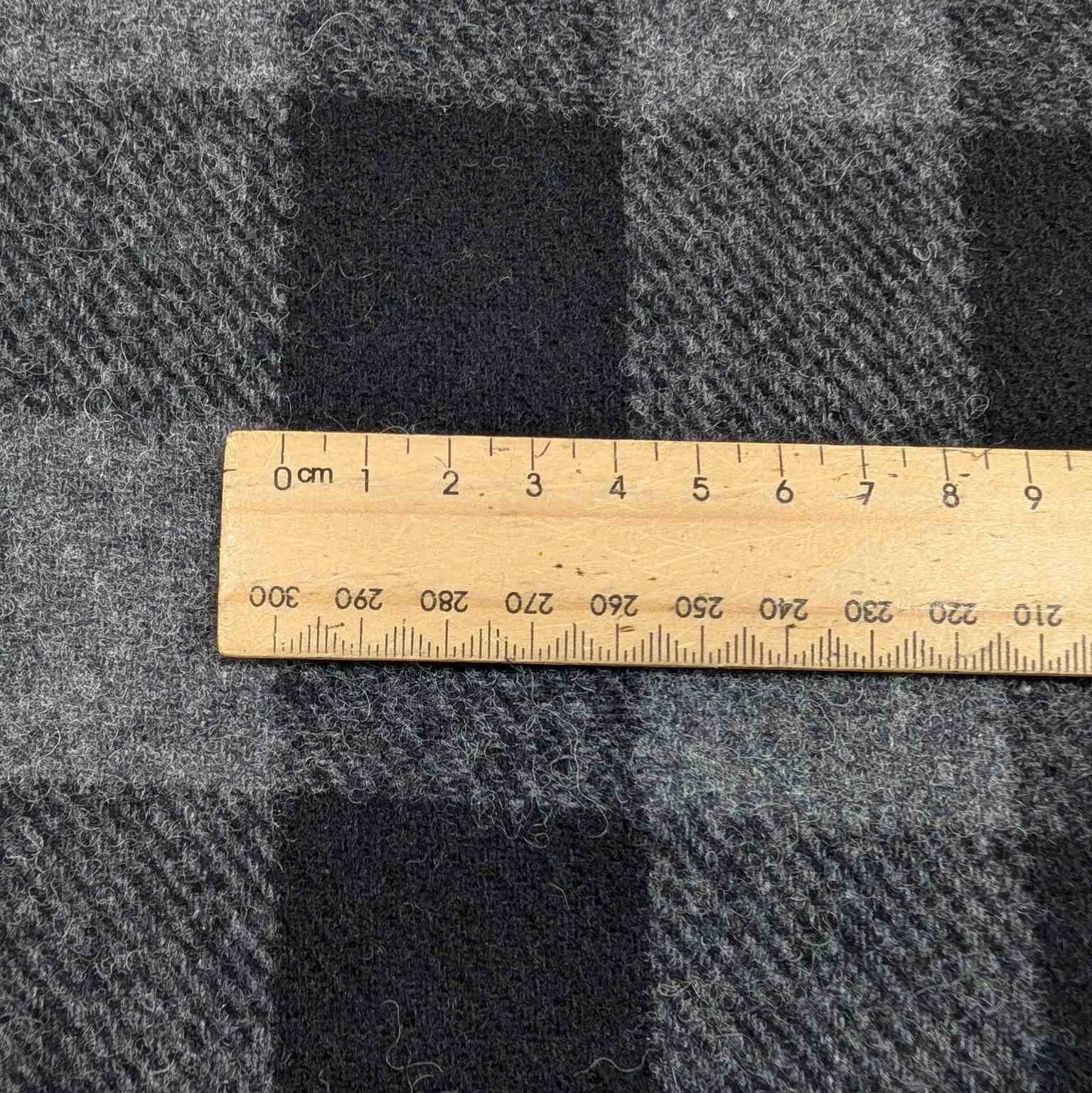 Garth Wool Check - Charcoal