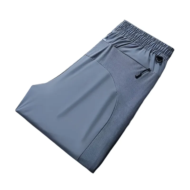 Giovanni – Cool & Comfortable Men’s Ice Silk Shorts