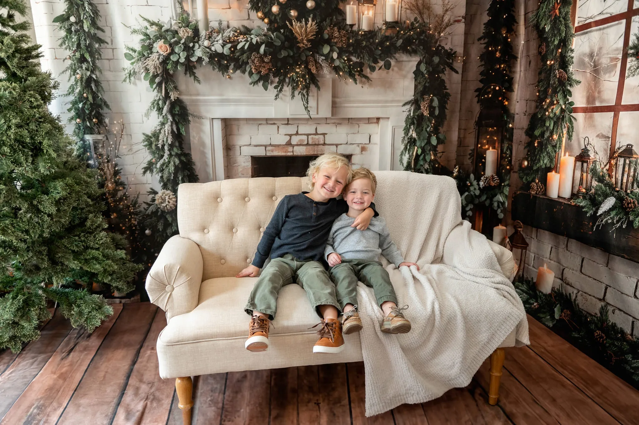 Kate Christmas Window White Brick Wall Room Set