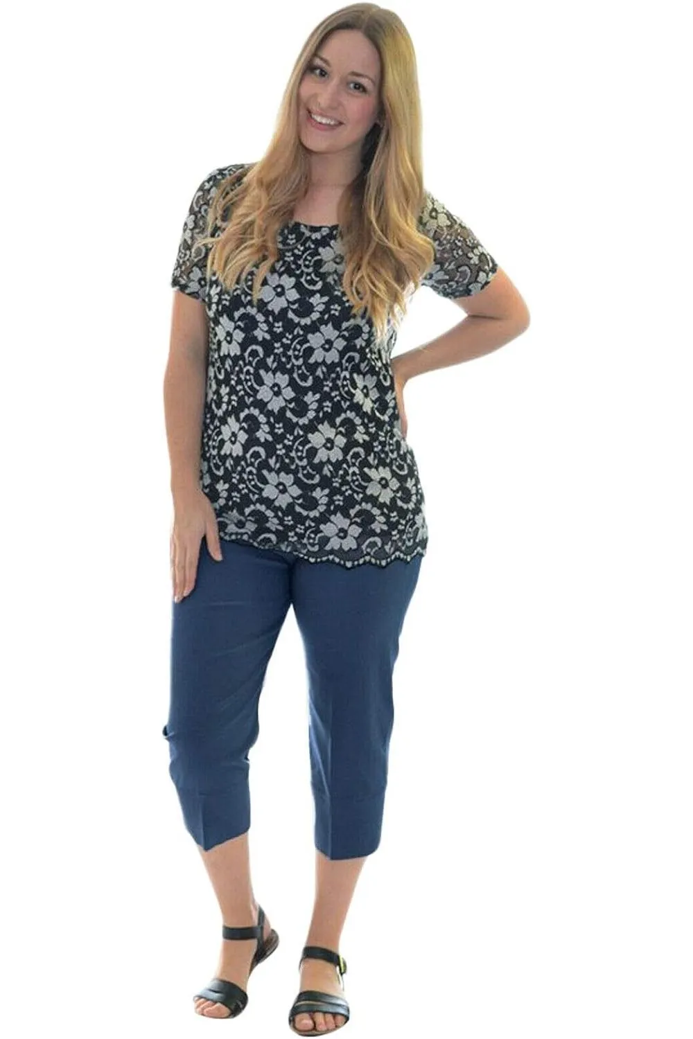 Ladies 3/4 Elasticated Trouser Shorts