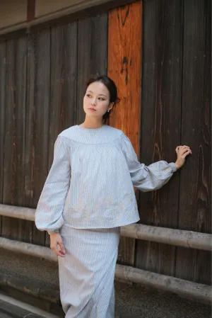 LILY KURUNG IN SKY