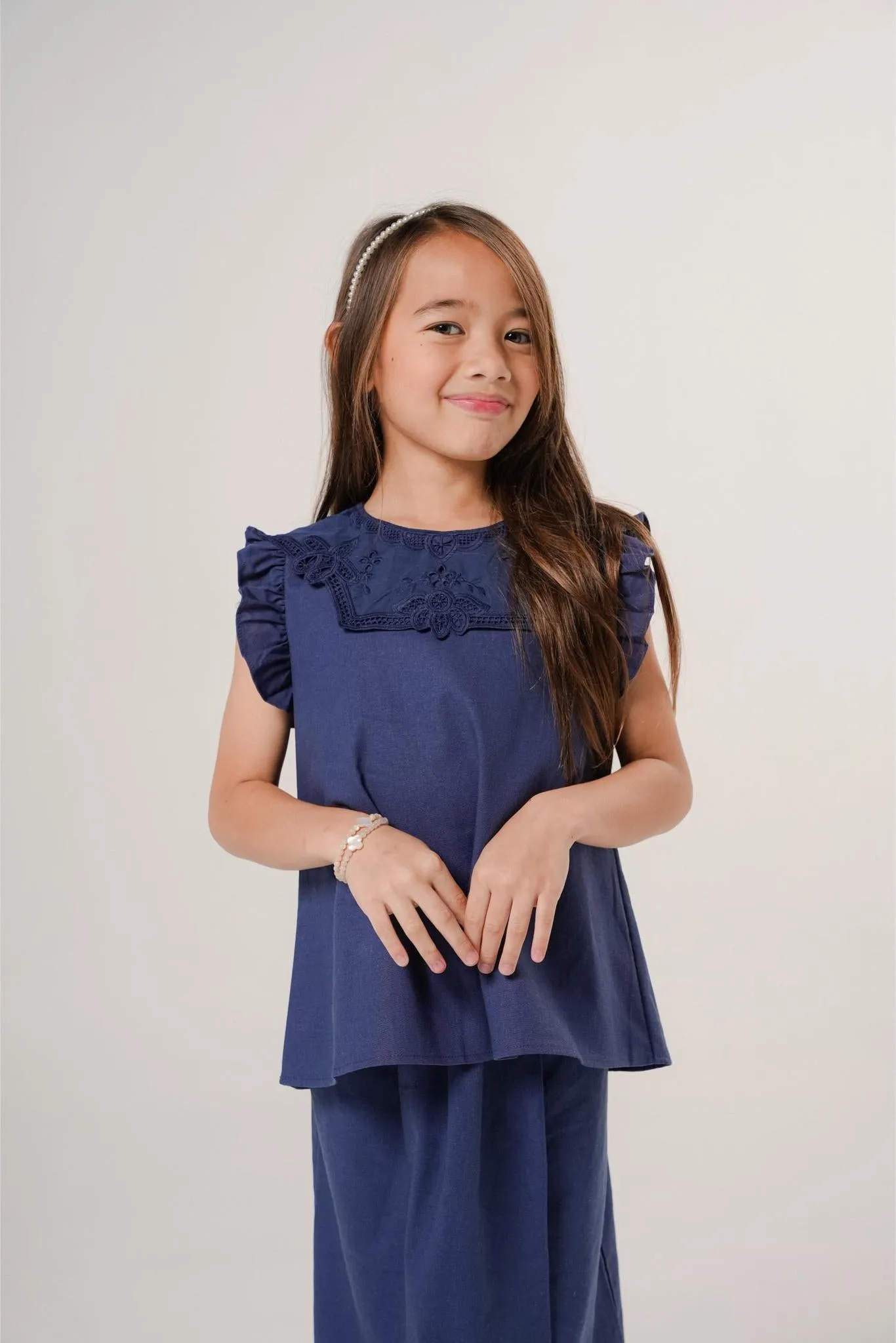 LUCIE KURUNG IN NAVY