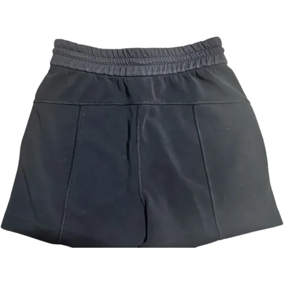 Lululemon Athletica Black Hi Rise Softstream Shorts LIKE NEW Size 4