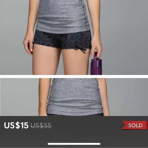 Lululemon Hot Hot Short Animal Swirl Deep CoalLight- Size 8
