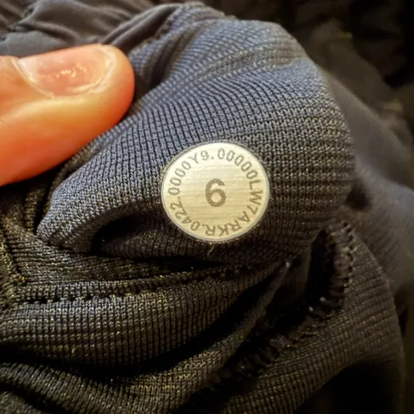 Lululemon Hotty Hot Short II *2.5&quot; Black