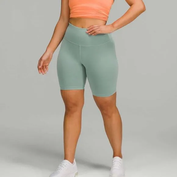 LULULEMON Wunder Train Contour Fit High-Rise Short 8&quot; Sz 4 Misty Glade