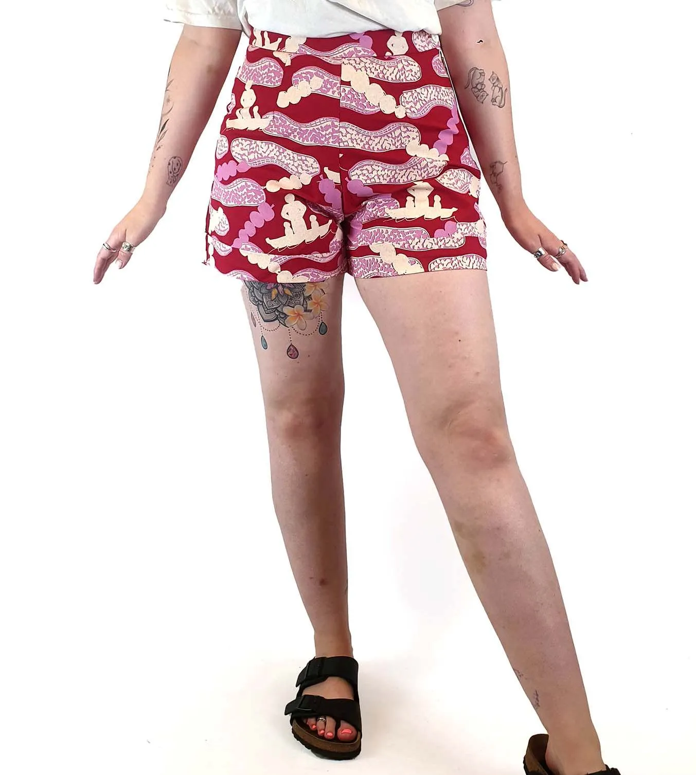 Magpie Goose red print shorts size 12
