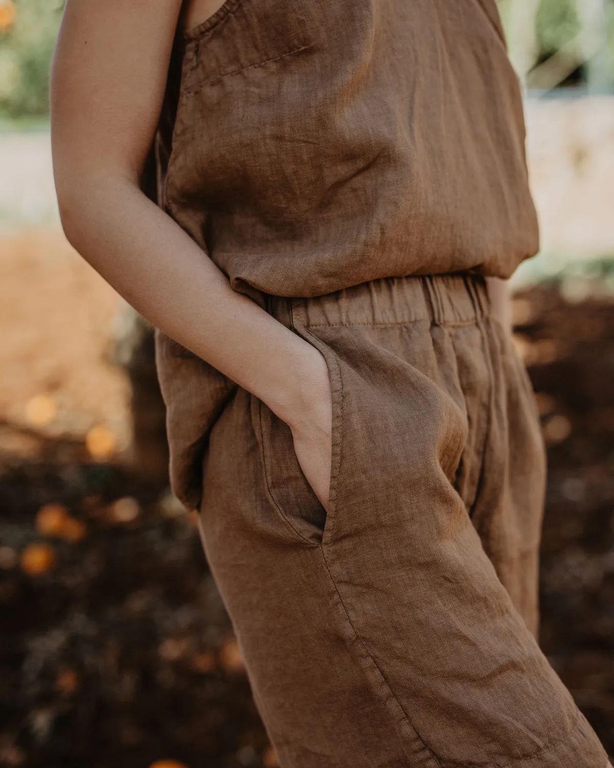Mandy - Linen Shorts in Brown
