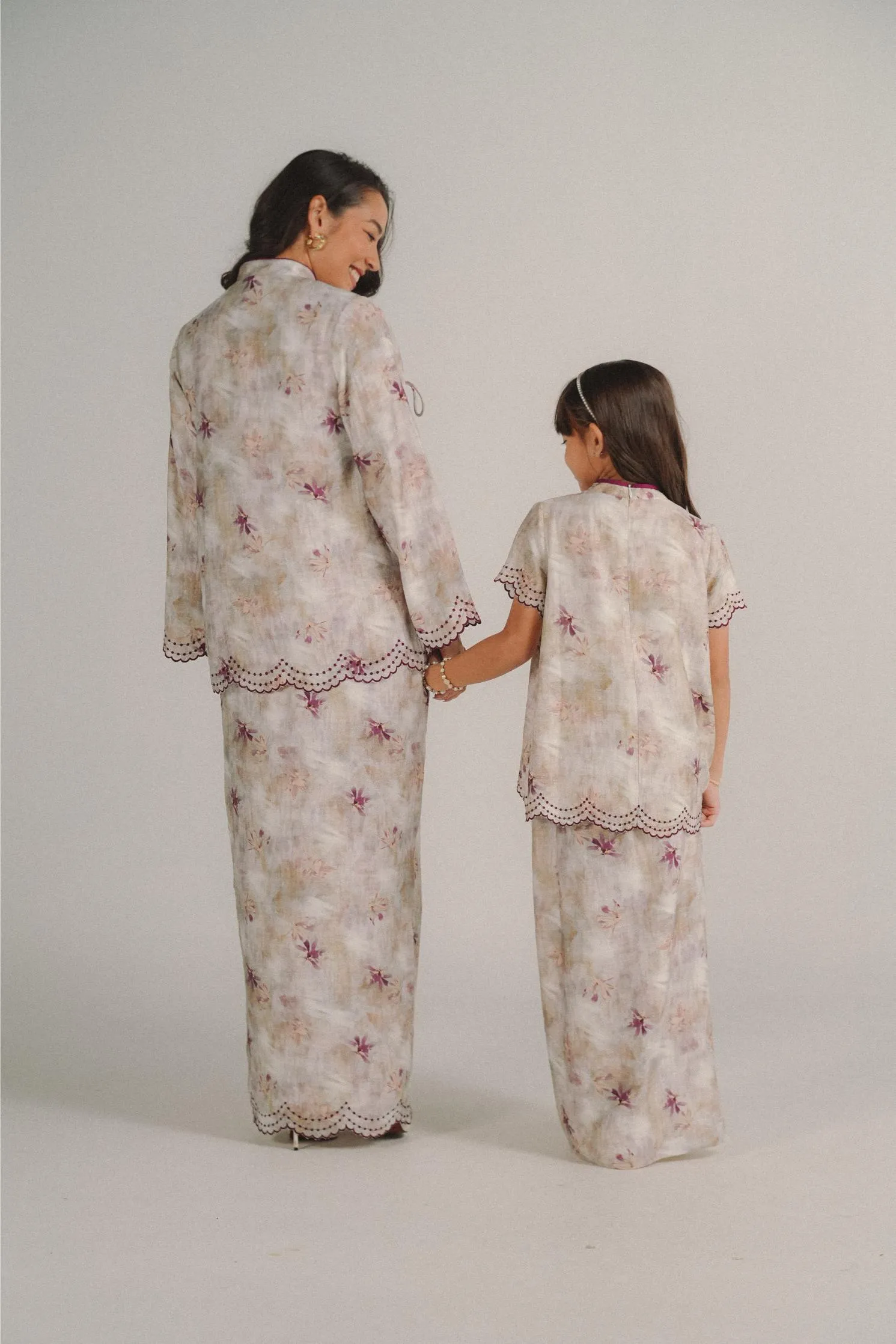 MEI KURUNG IN MAUVE