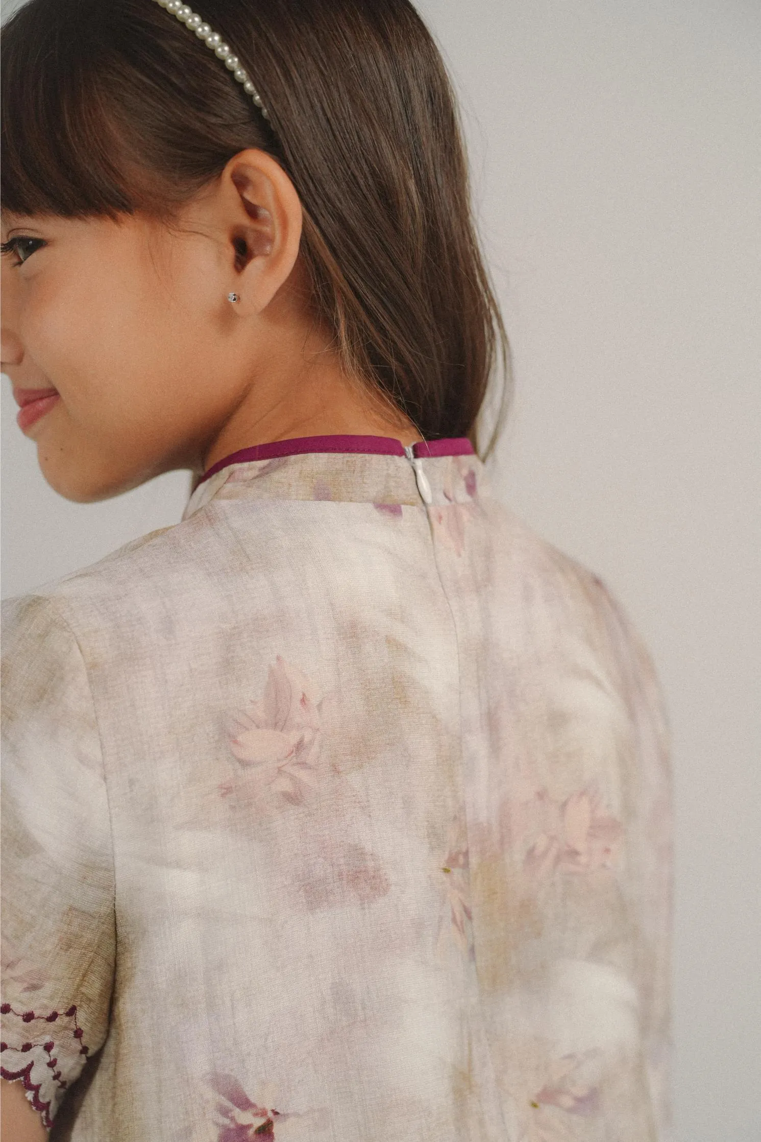 MEI KURUNG IN MAUVE