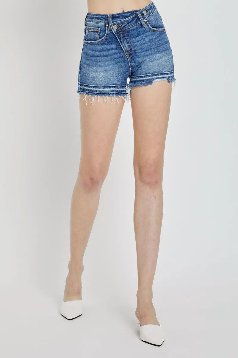 MID RISE LOOSE FIT SHORTS