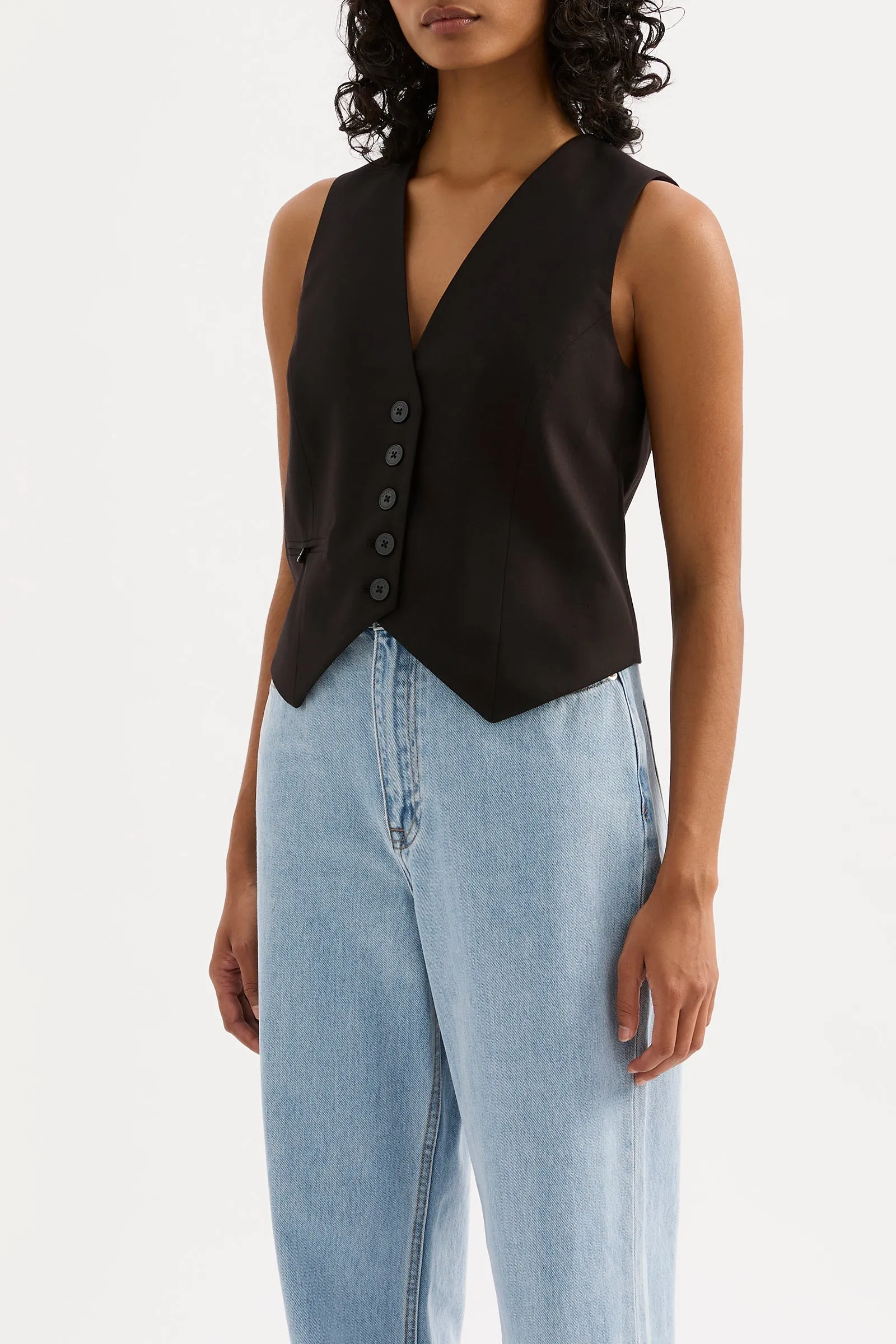 ORLA VEST