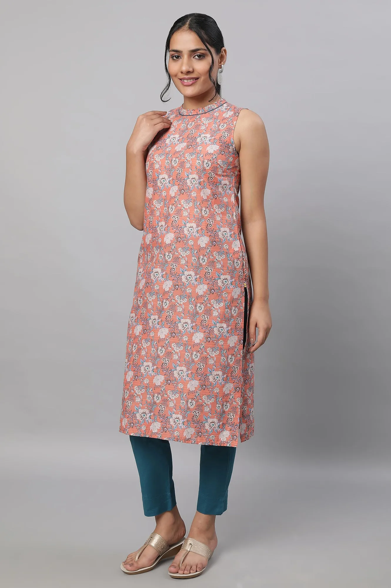 Peach Sleeveless Floral kurta & Trousers Set
