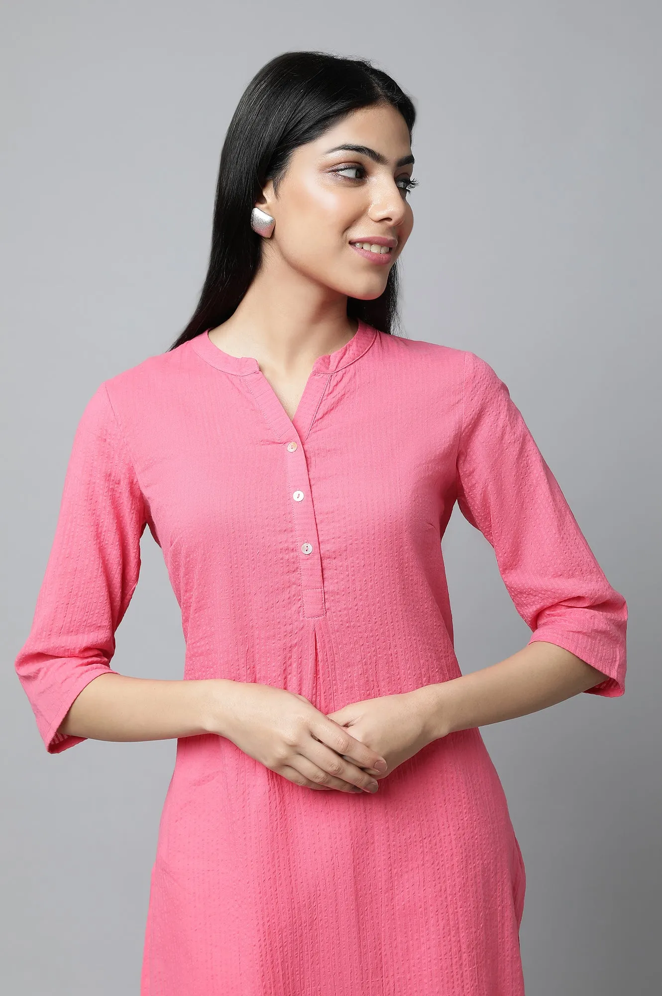 Pink Seer Sucker kurta & Trouser Set