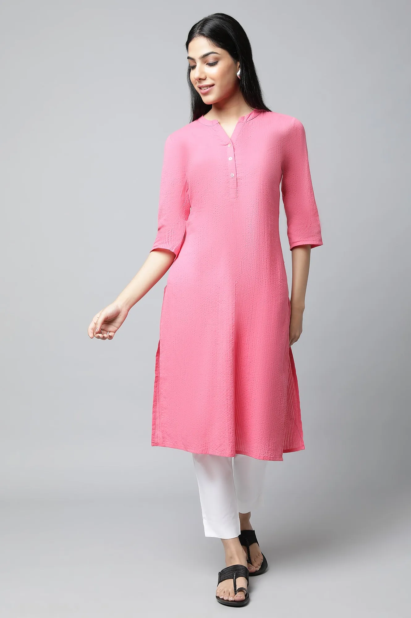 Pink Seer Sucker kurta & Trouser Set