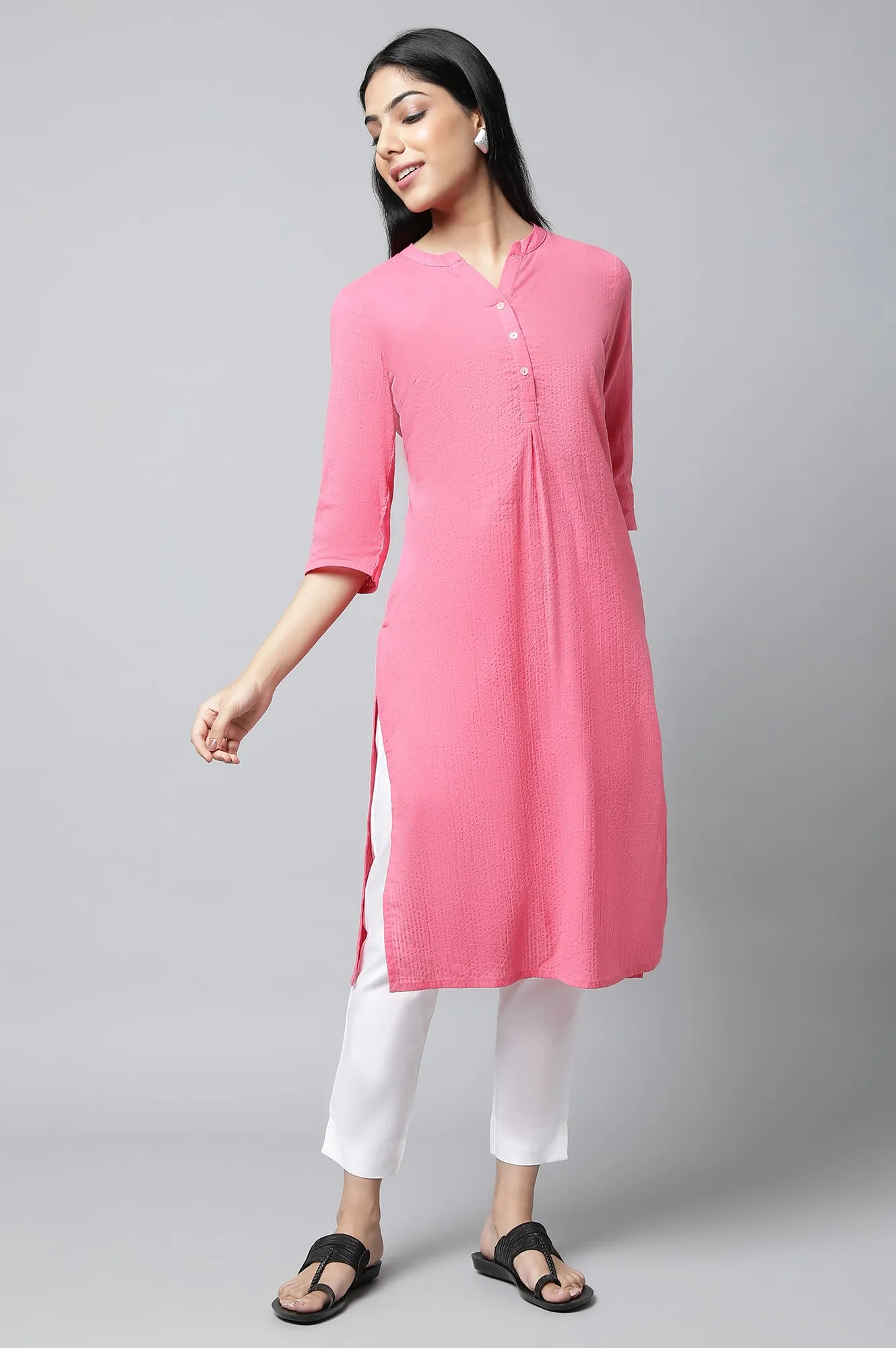 Pink Seer Sucker kurta & Trouser Set