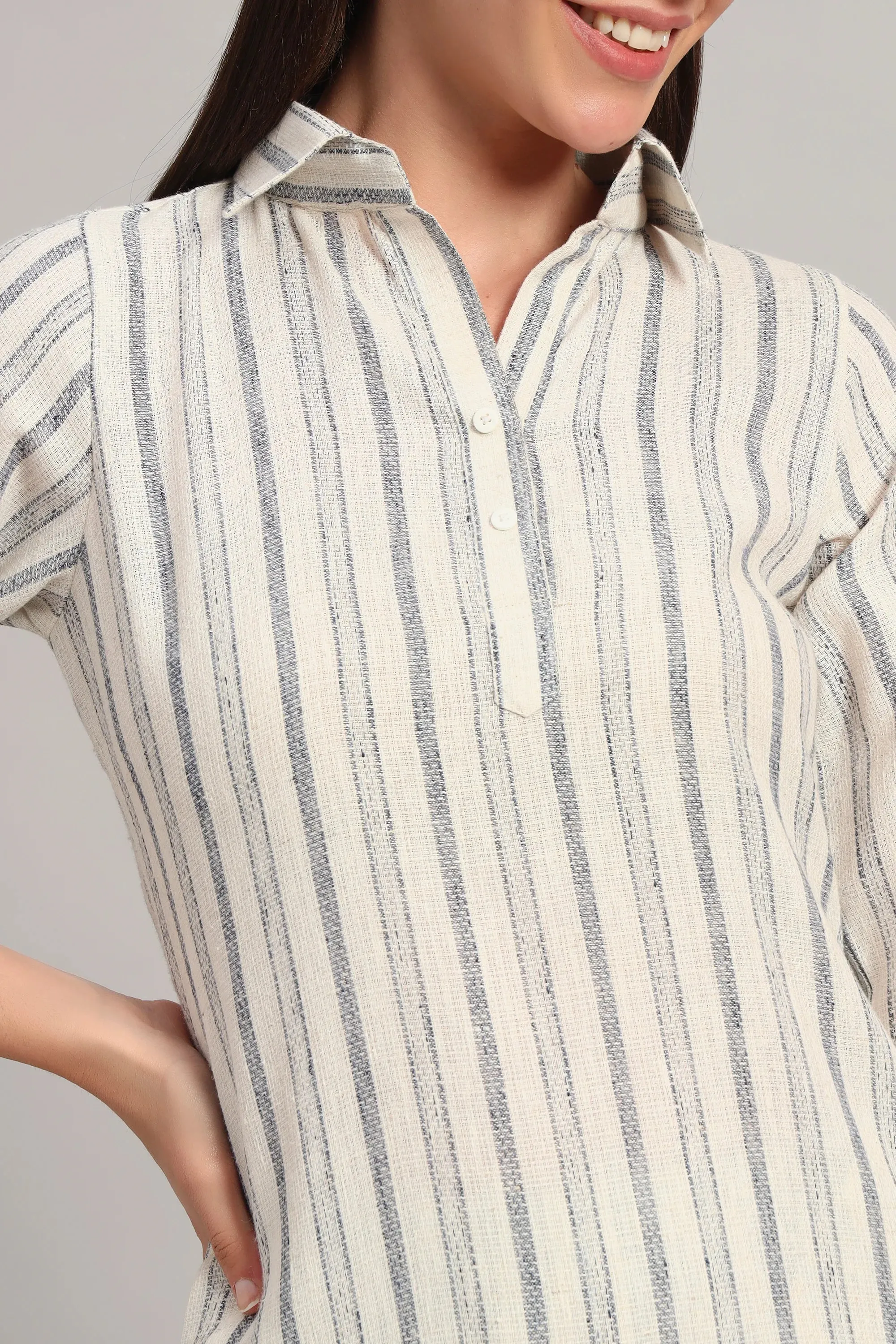 Pratidin, Stripes Kurta Set