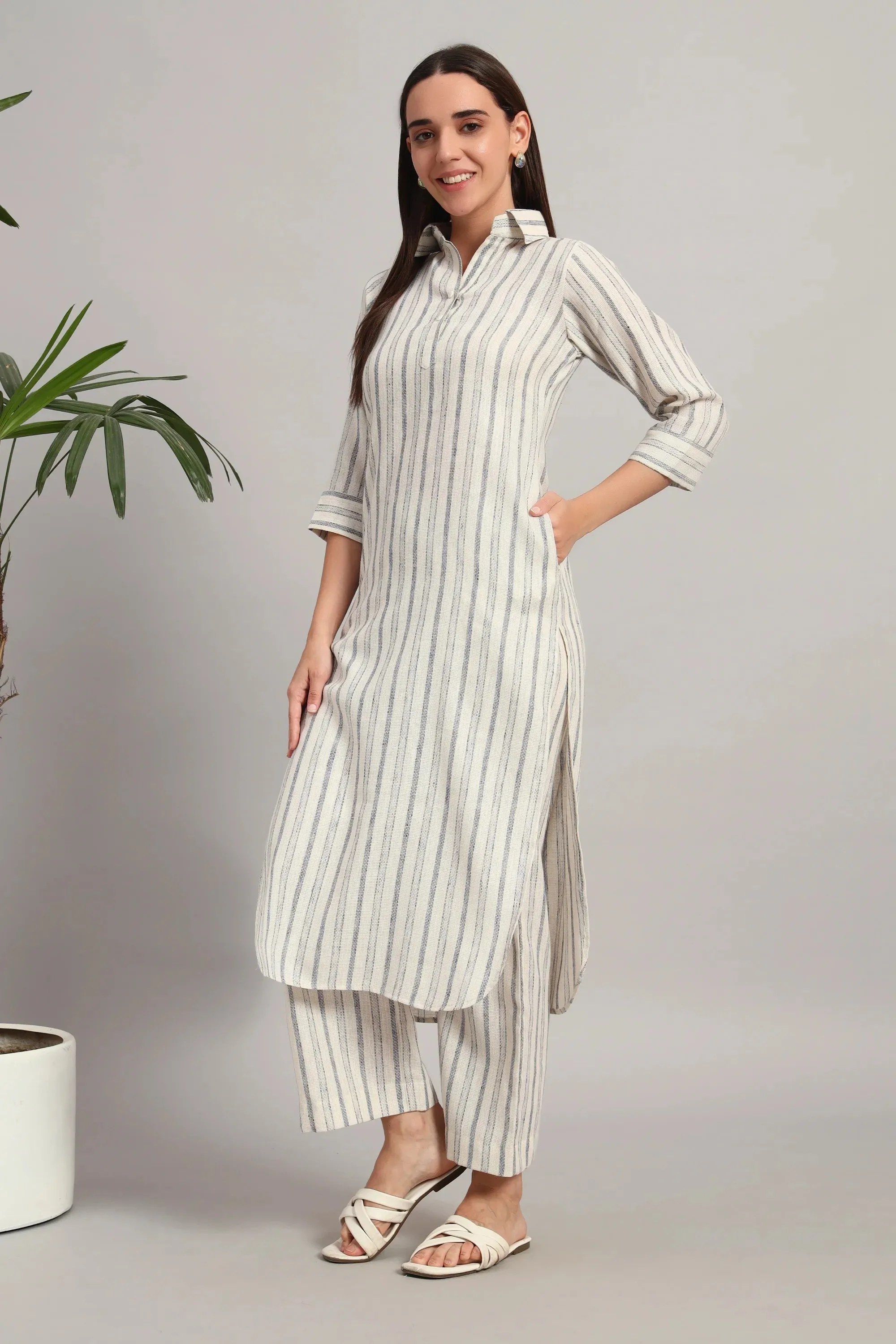Pratidin, Stripes Kurta Set