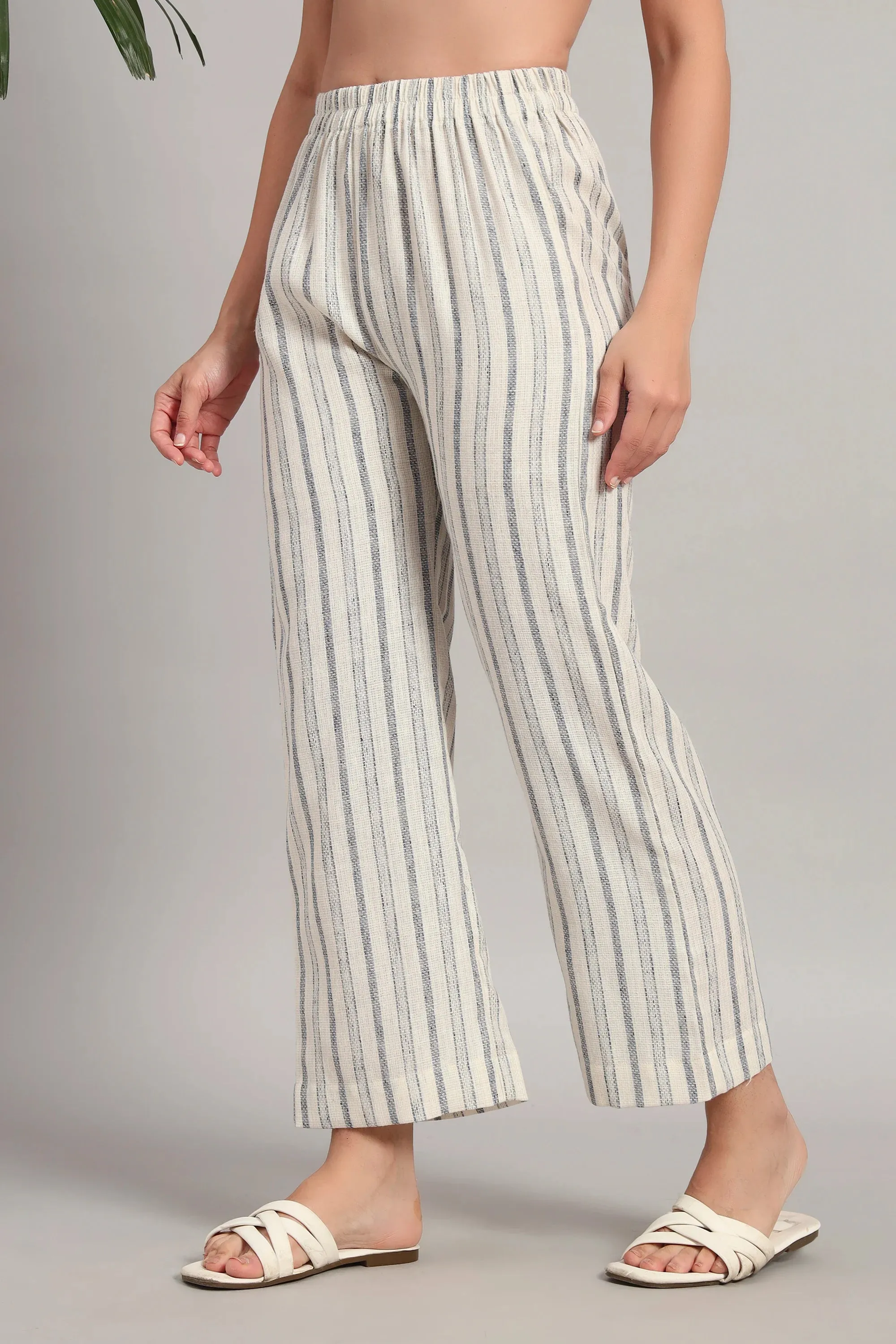 Pratidin, Stripes Kurta Set