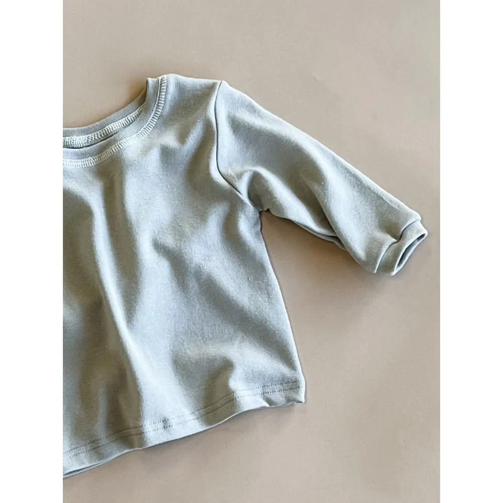 Reese Solid Tee | Grey