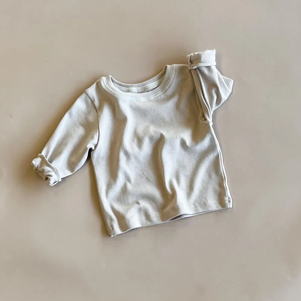 Reese Solid Tee | Grey