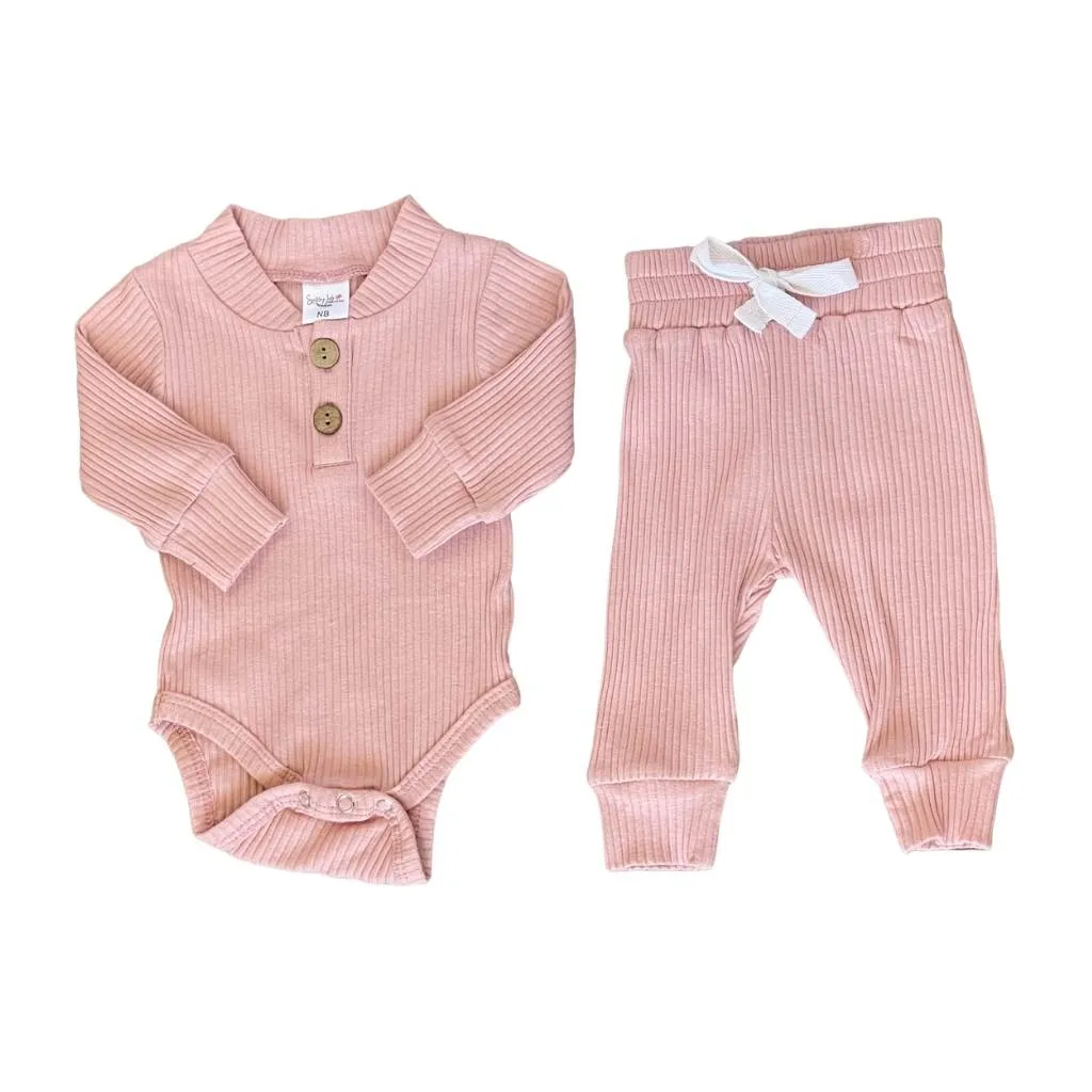 Ribbed Henley Outfit