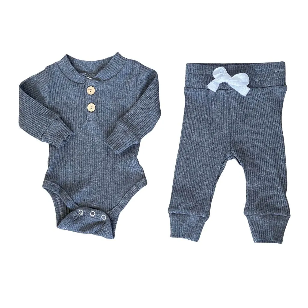 Ribbed Henley Outfit
