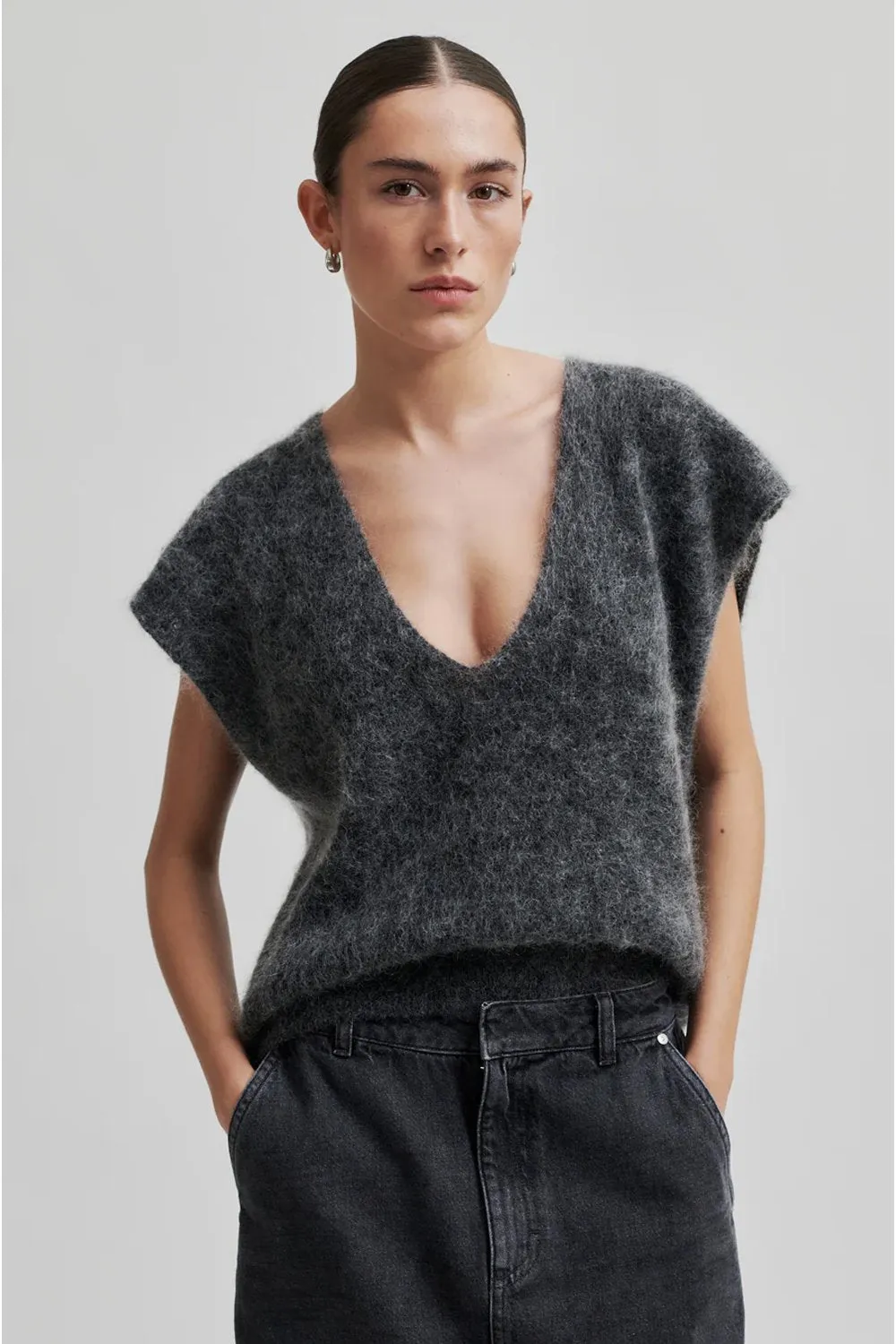 Second Female - Camryn Knit Vest Volcanic Ash