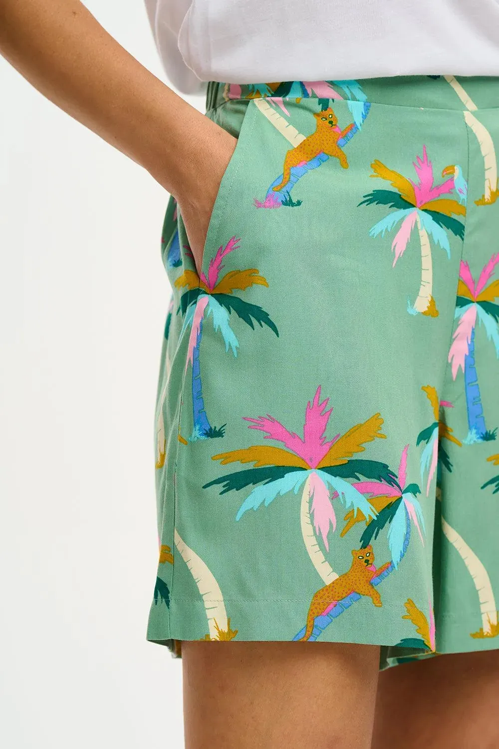 Shorts Sugarhill Enola Green Rainbow Palms