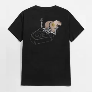 Skull Eat the Naked Ass in the Coffin Graphic Black Print T-shirt