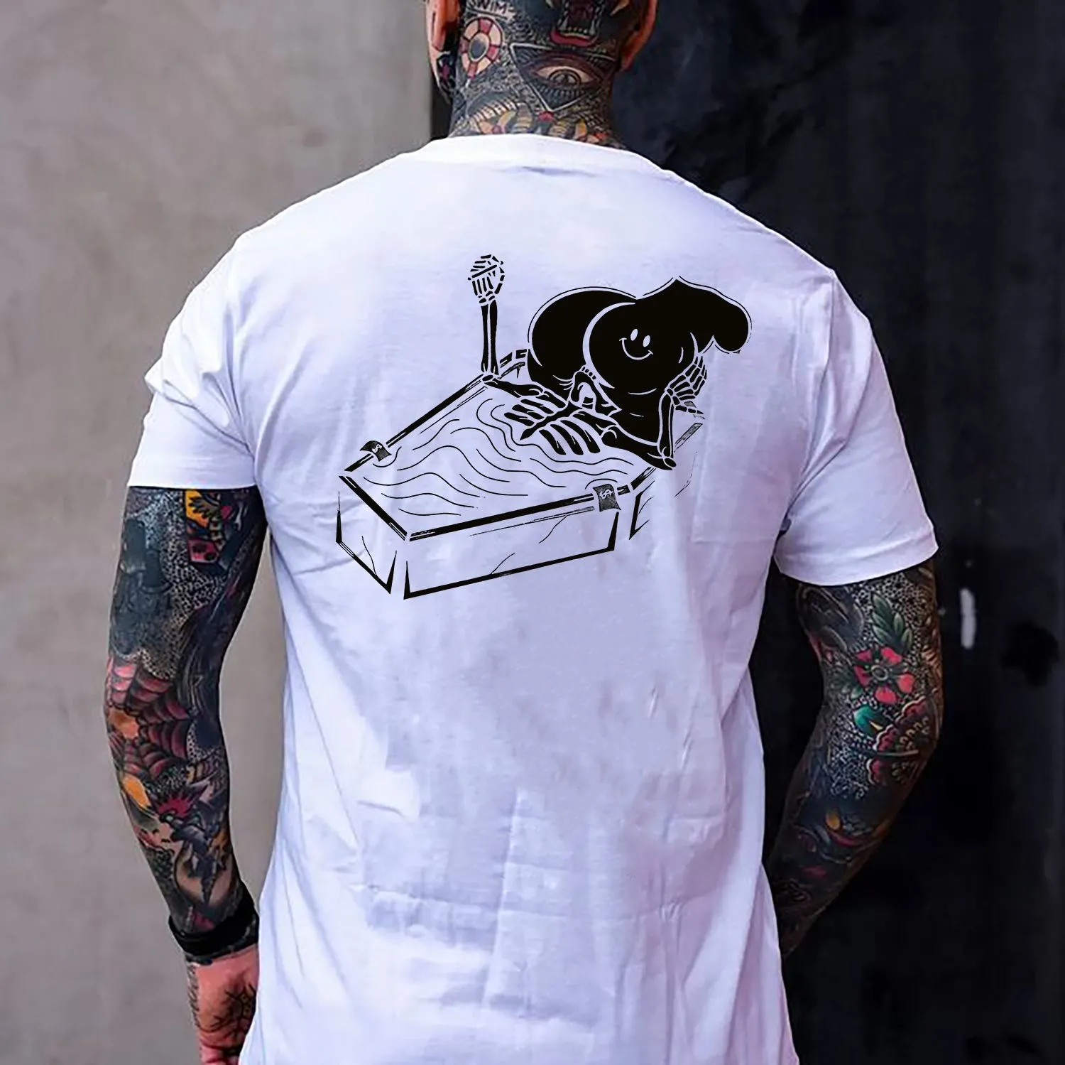 Skull Eat the Naked Ass in the Coffin Graphic Black Print T-shirt