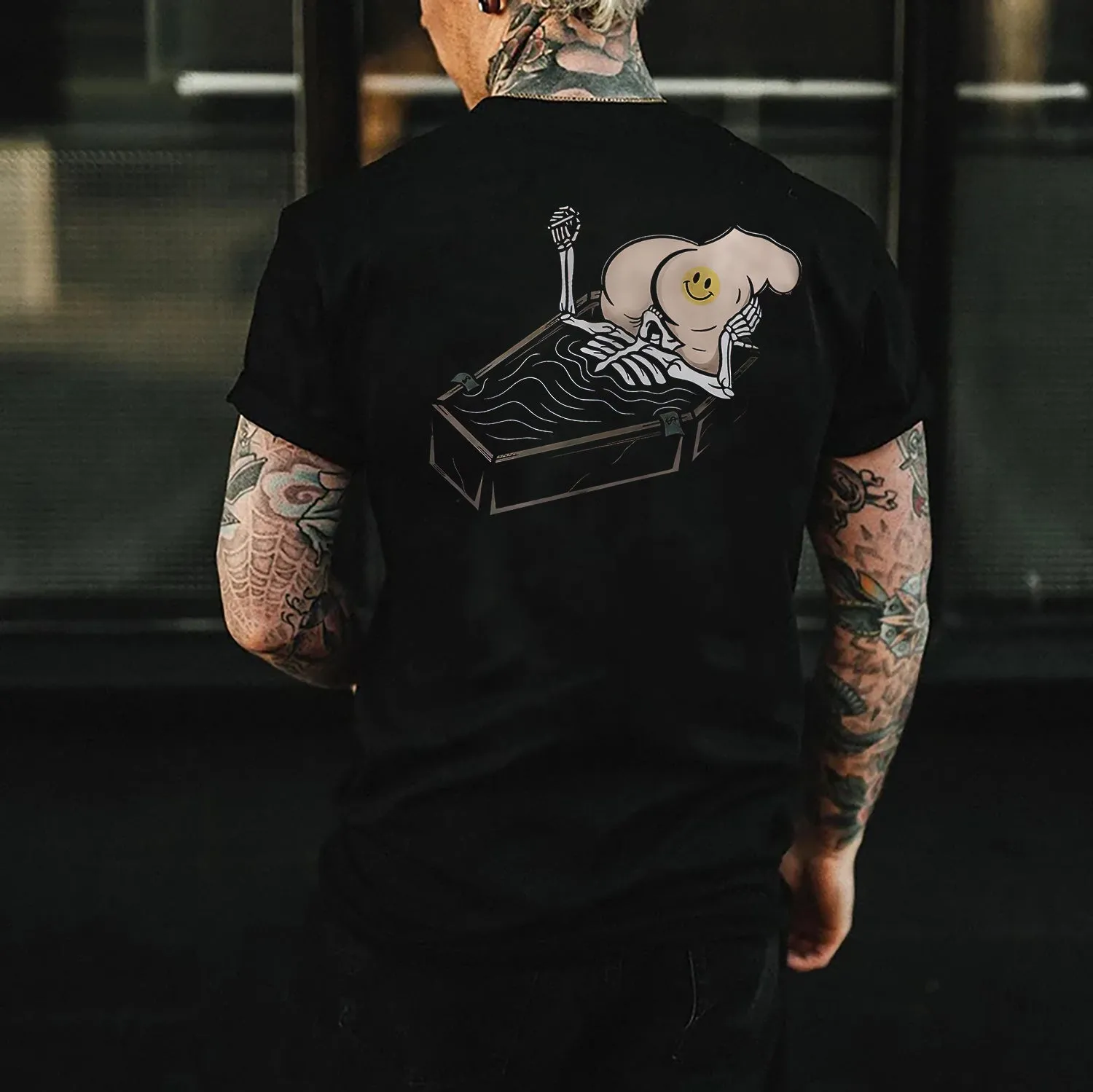 Skull Eat the Naked Ass in the Coffin Graphic Black Print T-shirt