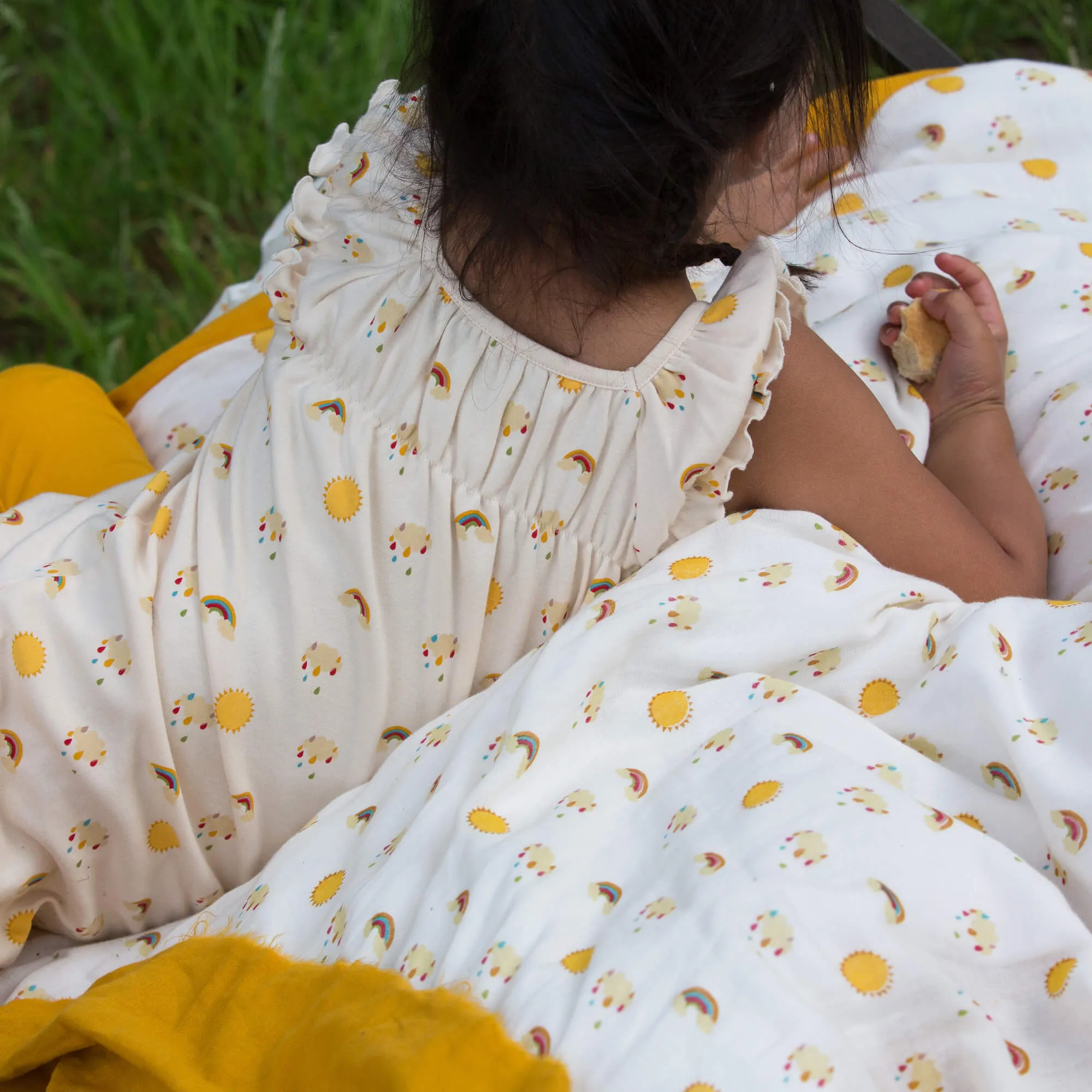 Sunshine & Rainbows Organic Duvet & Pillow Bed Set