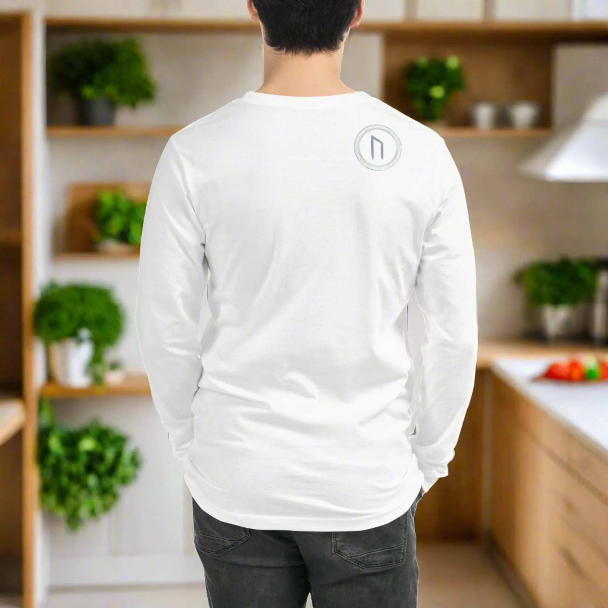 URUZ Long Sleeve Tee - Stay Stylish and Expressive with the Perfect Wardrobe Staple