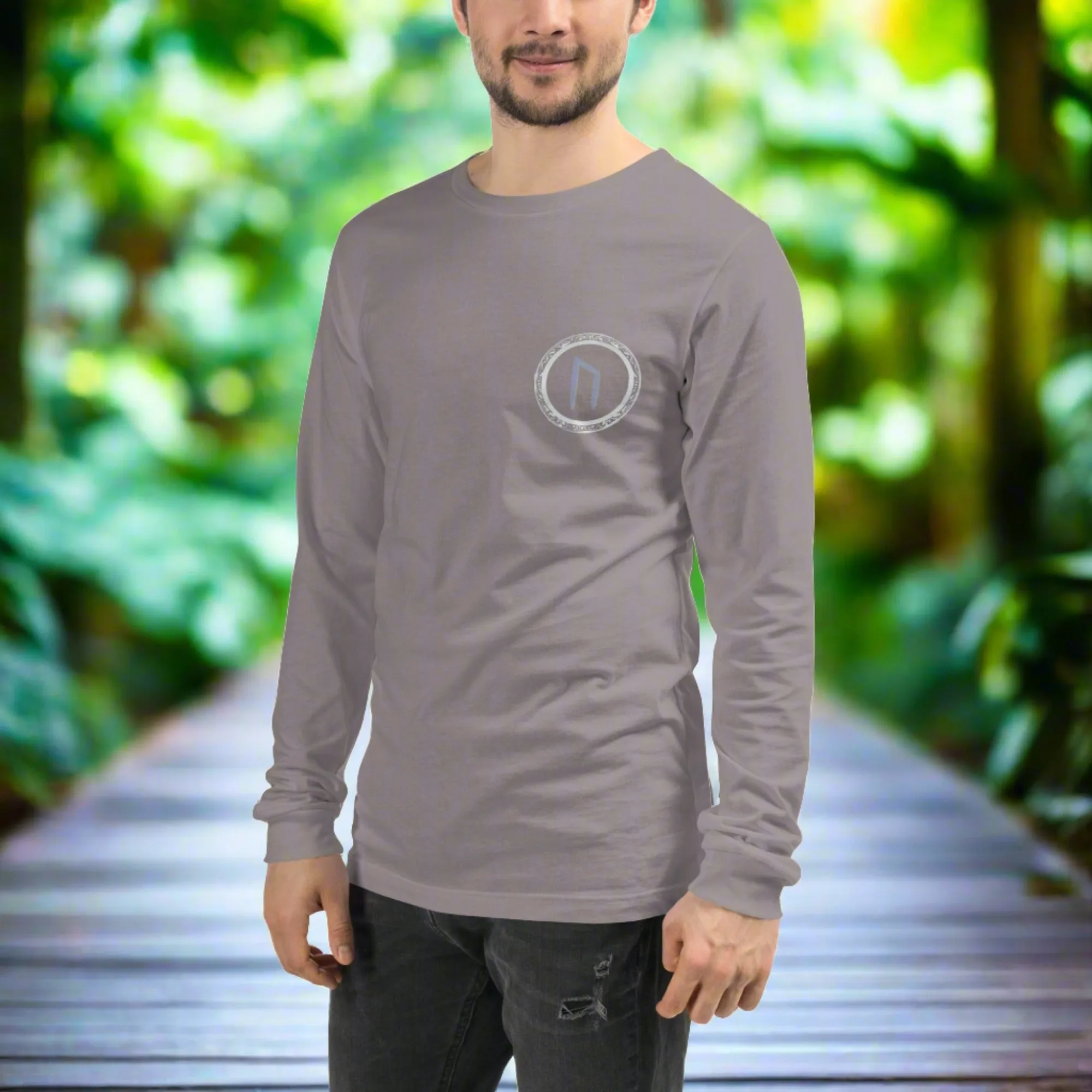 URUZ Long Sleeve Tee - Stay Stylish and Expressive with the Perfect Wardrobe Staple