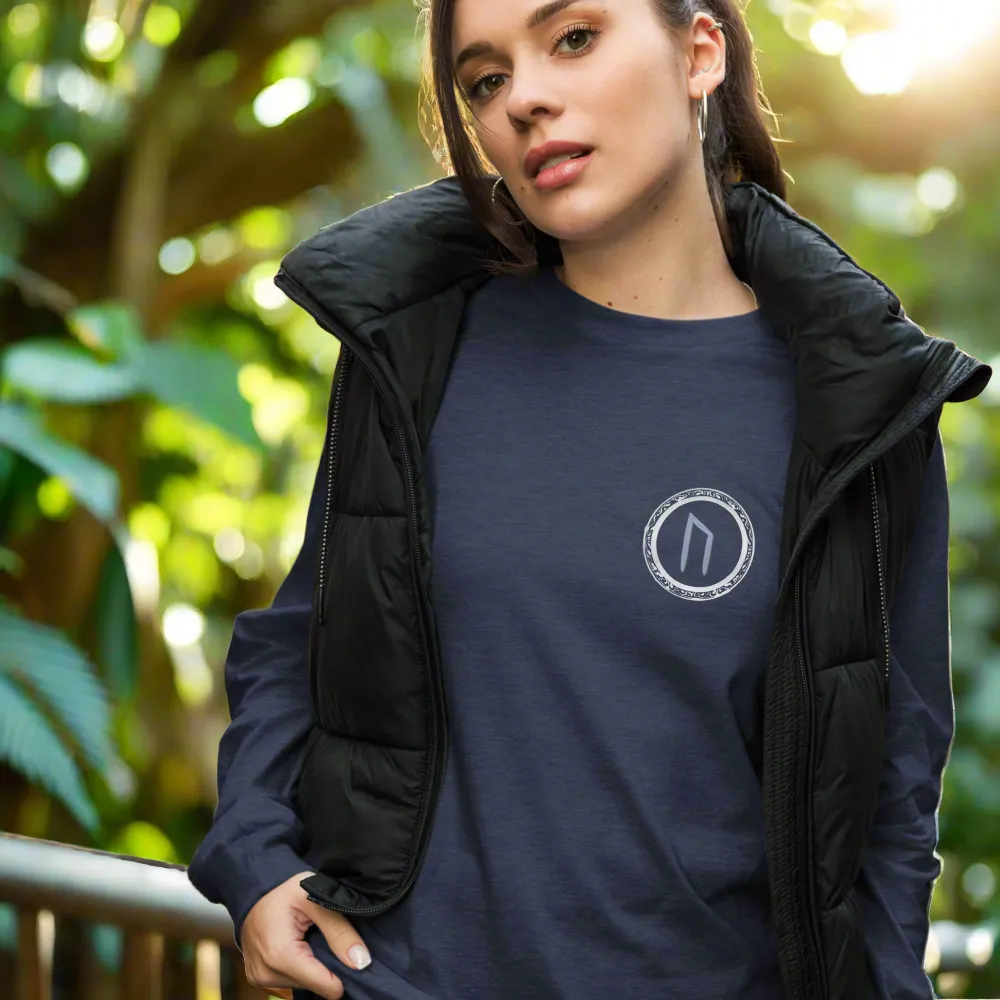 URUZ Long Sleeve Tee - Stay Stylish and Expressive with the Perfect Wardrobe Staple